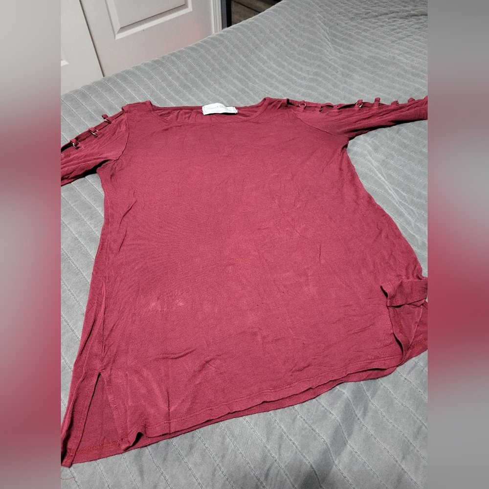 Burgundy designed half sleeved dress shirt
